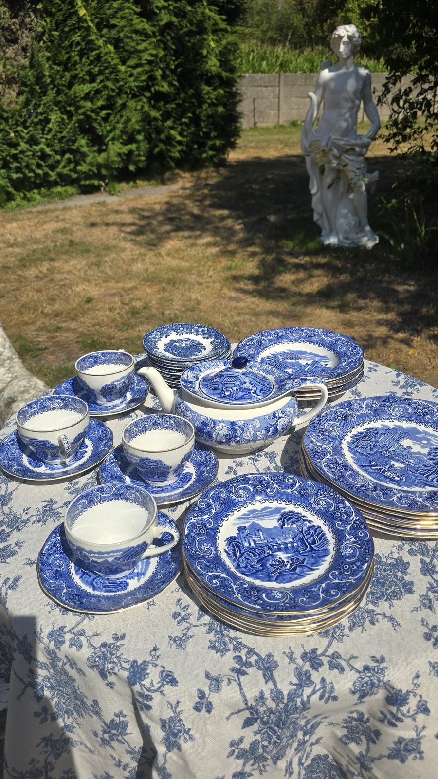 Le service de vaisselle par Enoch Wedgwood (Tunstall)England, Enlèvement