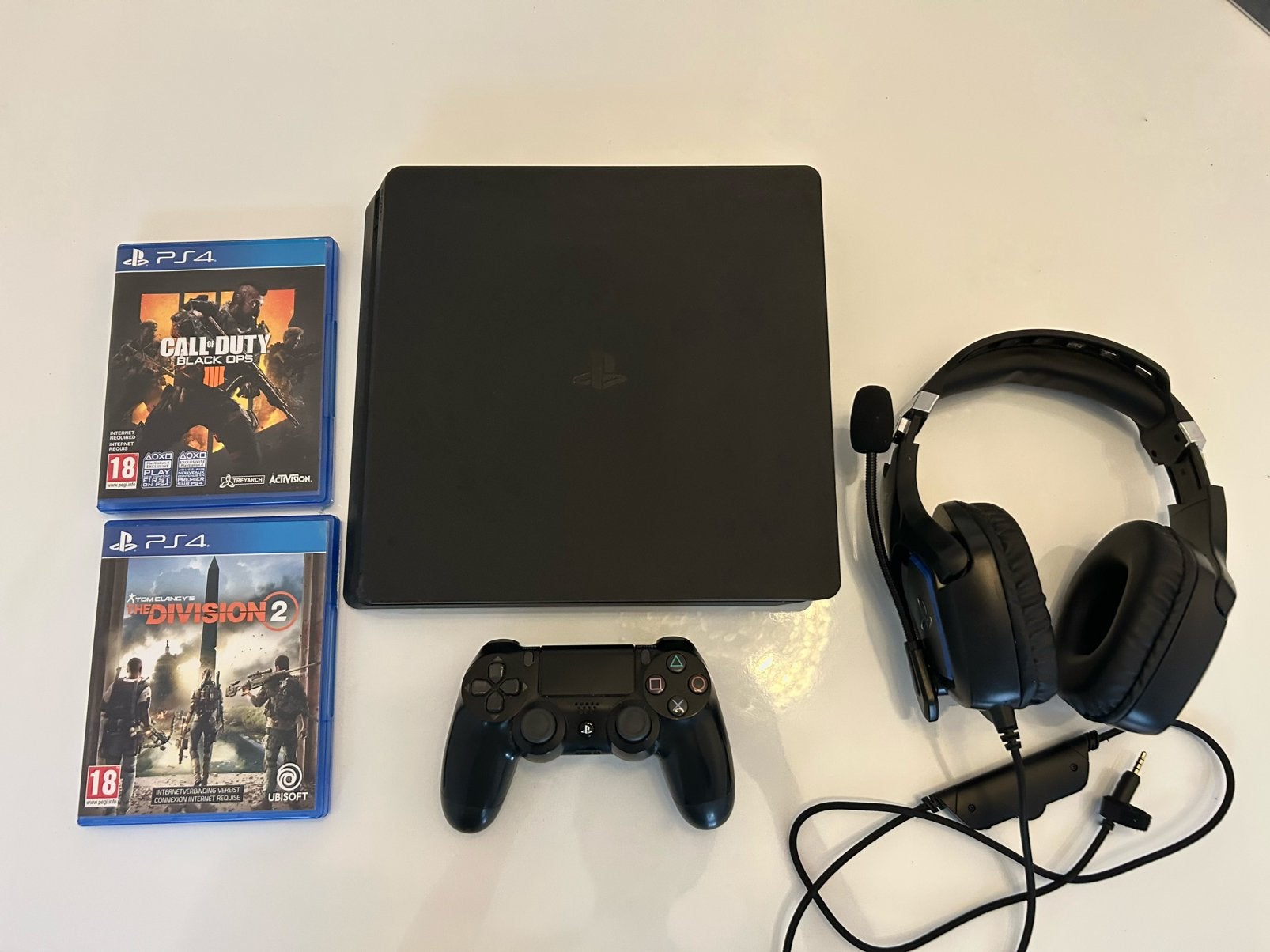 PlayStation 4 Slim + controller + gamingheadset + 2 games, Games en Spelcomputers, Spelcomputers | Sony PlayStation 4, Ophalen of Verzenden