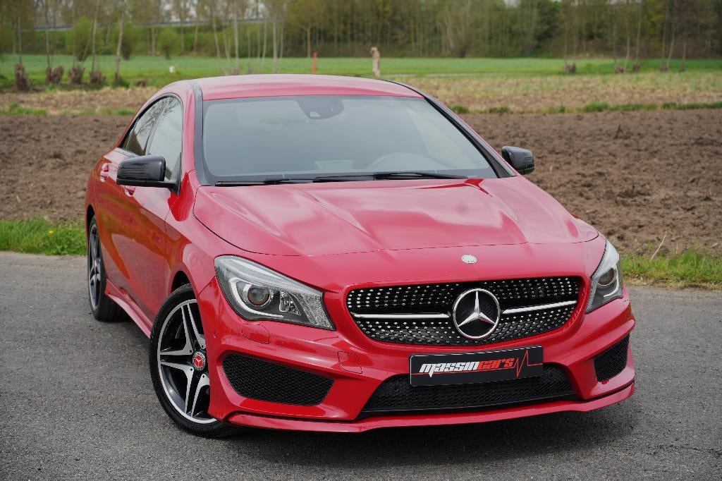 Prachtige Mercedes CLA180 Berline AMG-Line (Jupiter Red), CLA, 4 cilinders, 715 kg, Bedrijf