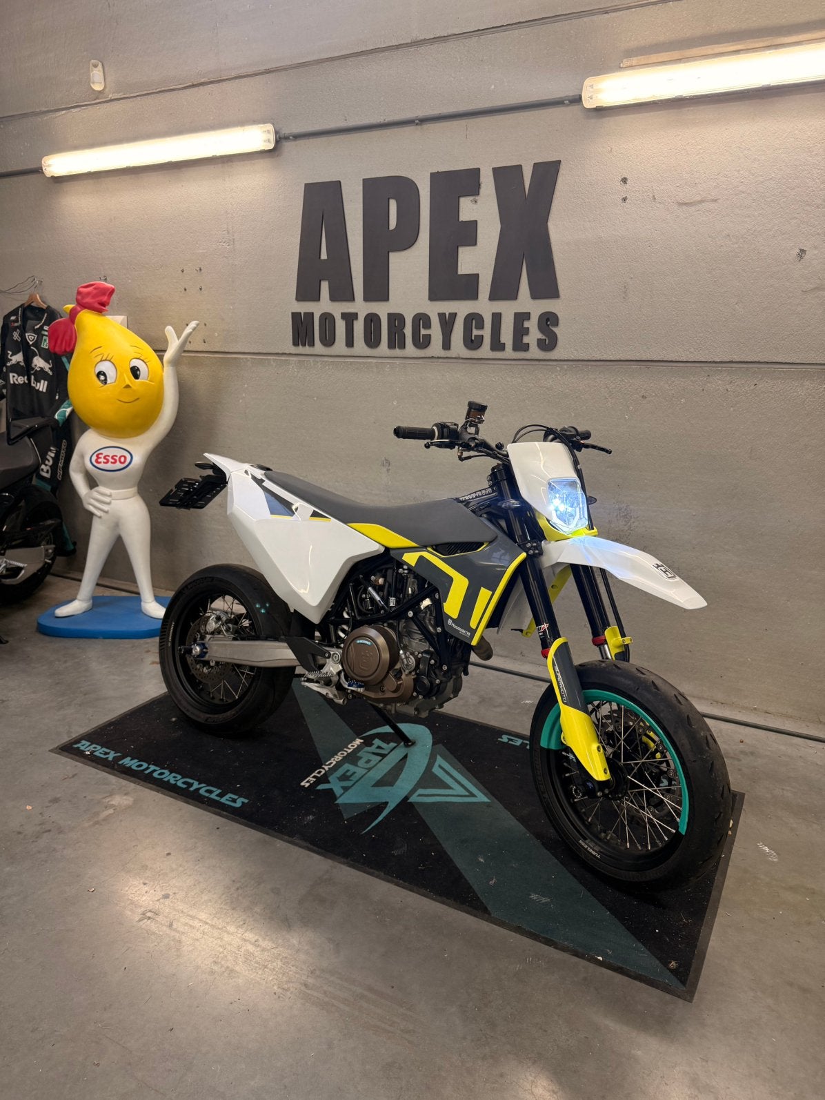 Husqvarna 701 - 2020 - Akrapović - Rottweiler - Motomaster, Échappement sport, Entreprise, Occasion, Plus de 35 kW