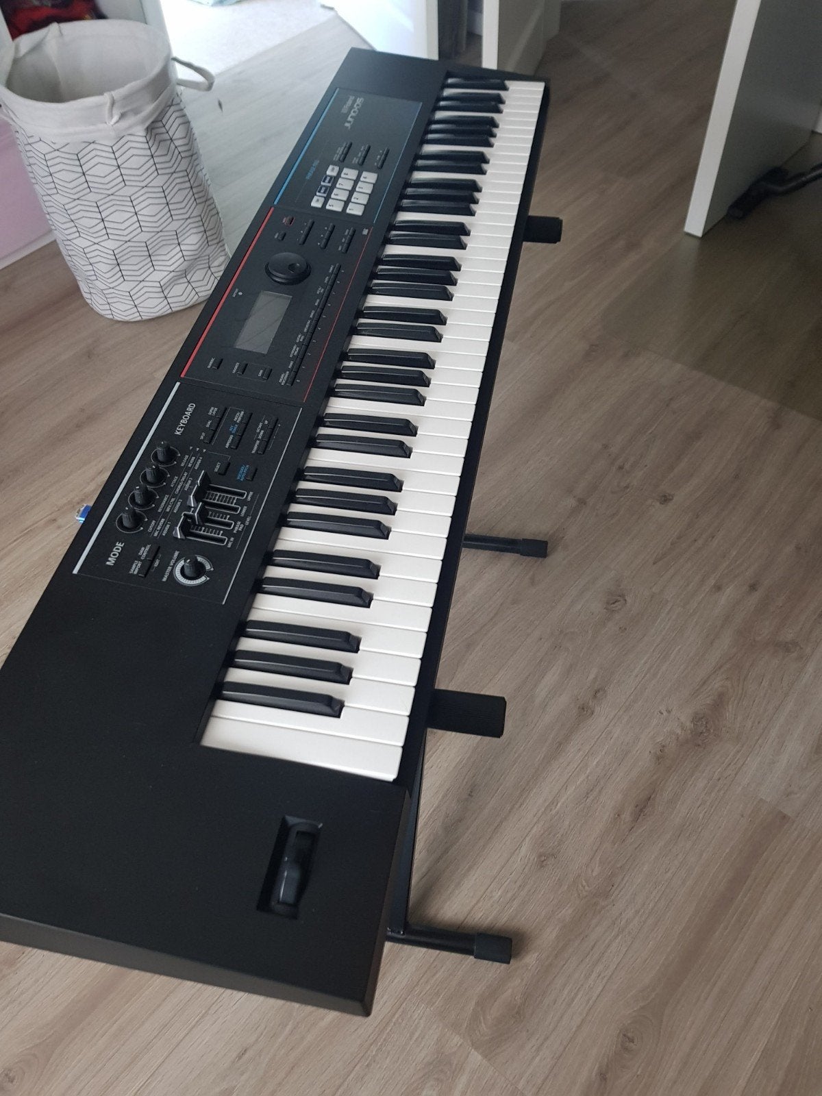 Roland Juno DS 76 plus statief, Muziek en Instrumenten, Keyboards, Ophalen, Roland