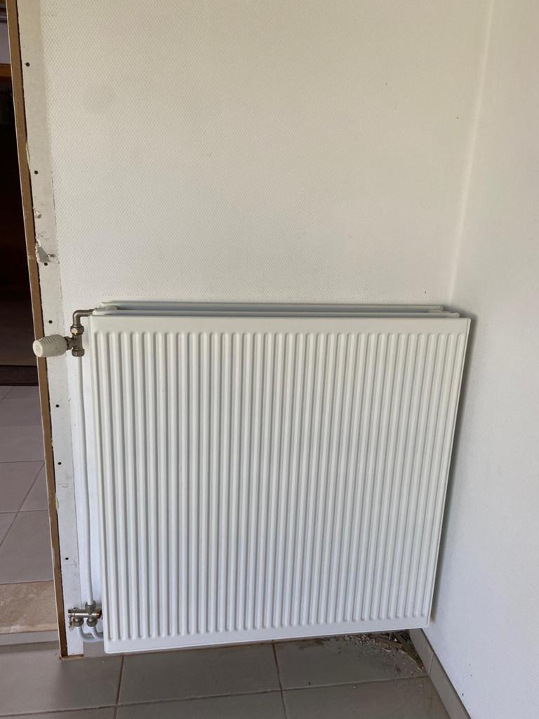 Radiator (wit ), Doe-het-zelf en Bouw, Verwarming en Radiatoren, Ophalen, Zo goed als nieuw, Radiator