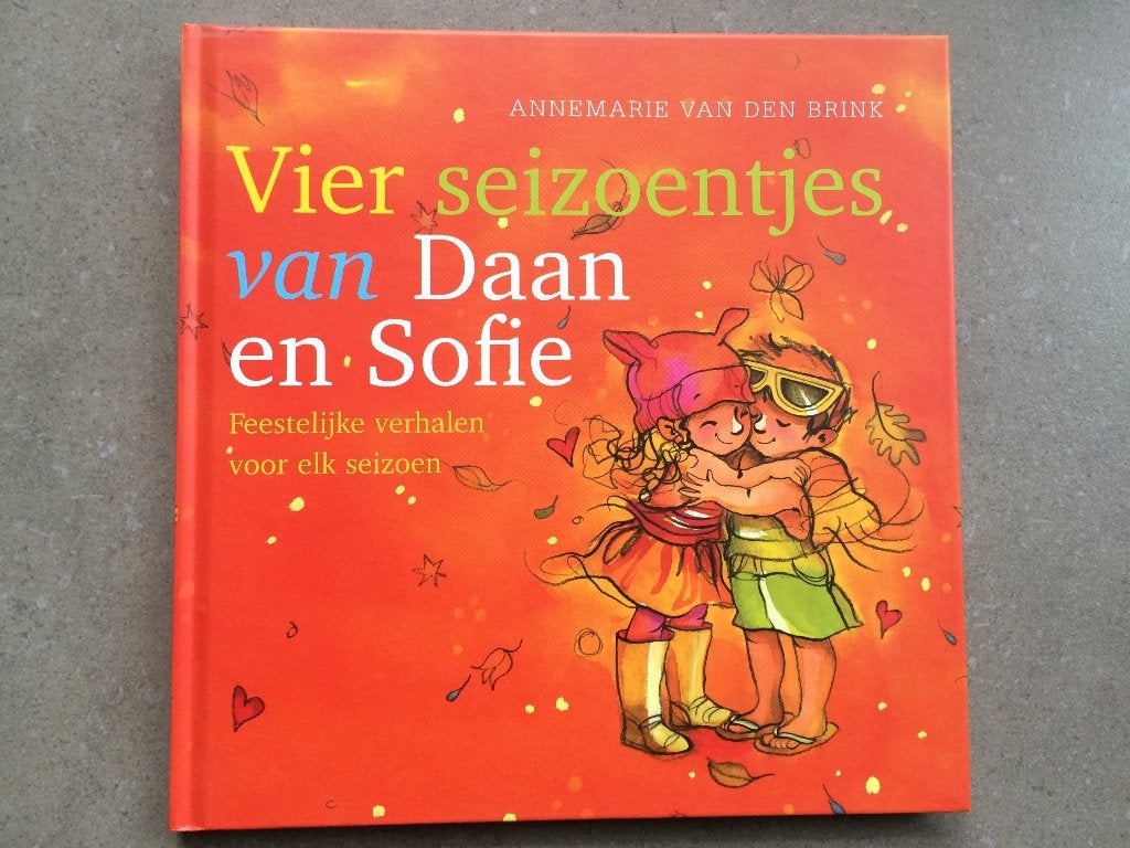 Vier seizoentjes van Daan en Sofie, Ophalen of Verzenden, Zo goed als nieuw, Annemarie van den Brink