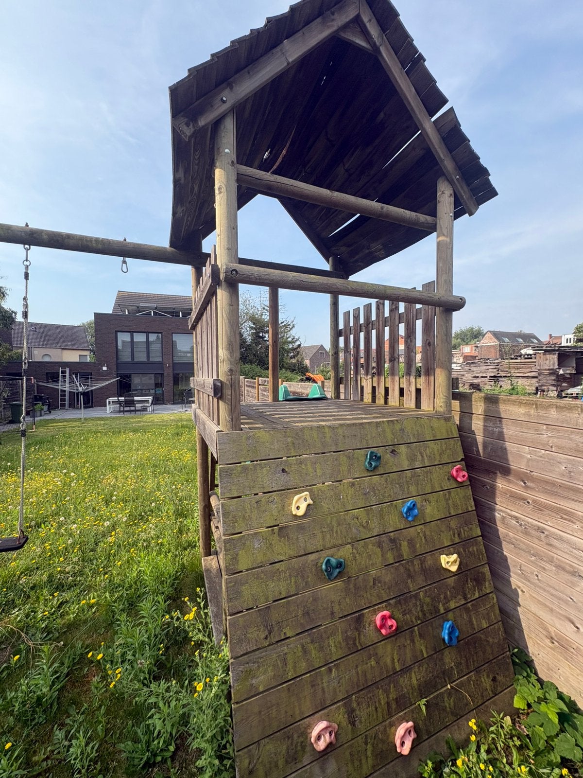 Houten glijbaan, 2 schommelpunten en klimrek, Ophalen, Gebruikt, Hout