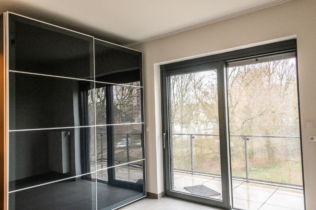 Gratis kleerkast (65 d x 200 b x 235 h) af te halen, Huis en Inrichting, Ophalen, 200 cm of meer, 200 cm of meer, Modern