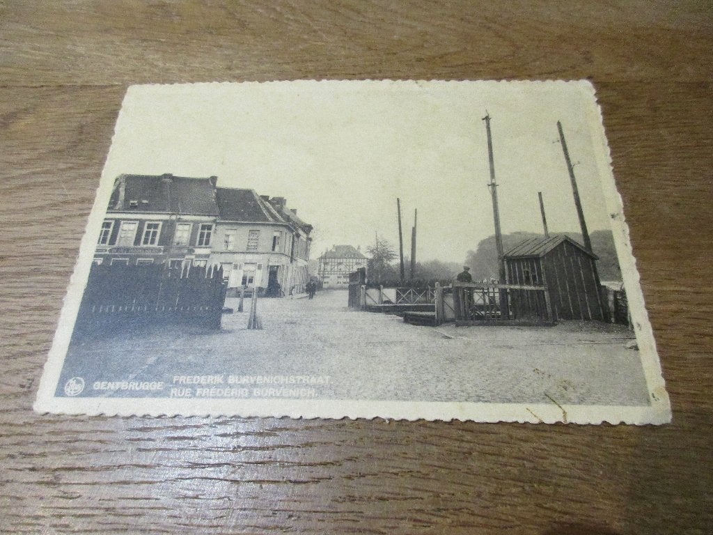 POSTKAART GENTBRUGGE FREDERIK BURVENICHSTRAAT SPOORWEG, Envoi, Affranchie, Flandre Orientale