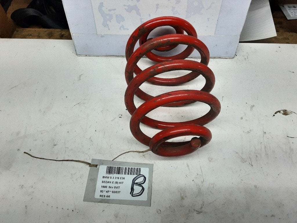 RESSORT DE SUSPENSION ARRIERE BMW 3 serie (E36 / 4), Mevr. I. Hauben, Utilisé, BMW, Rue de l'Espoir 34 34
4030  GRIVEGNÉE, BE