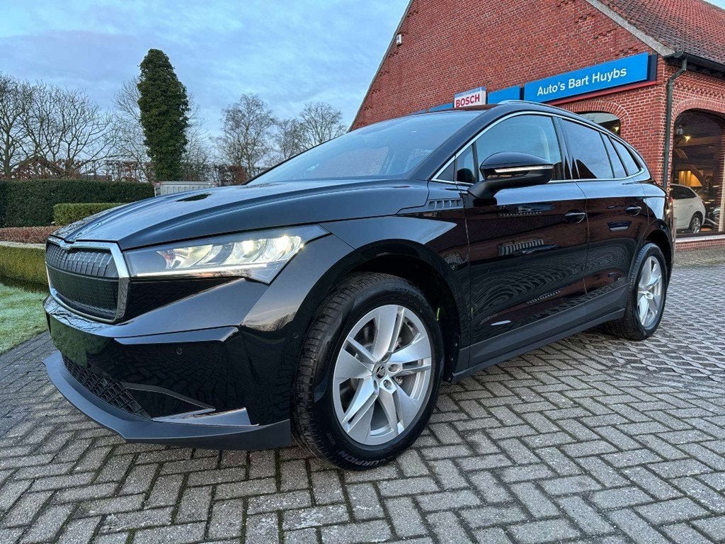 Skoda Enyaq iV Executive 80 - GPS / LED / ACC / PDC / CAMERA, Auto's, Automaat, Gebruikt, Euro 6, Overige kleuren