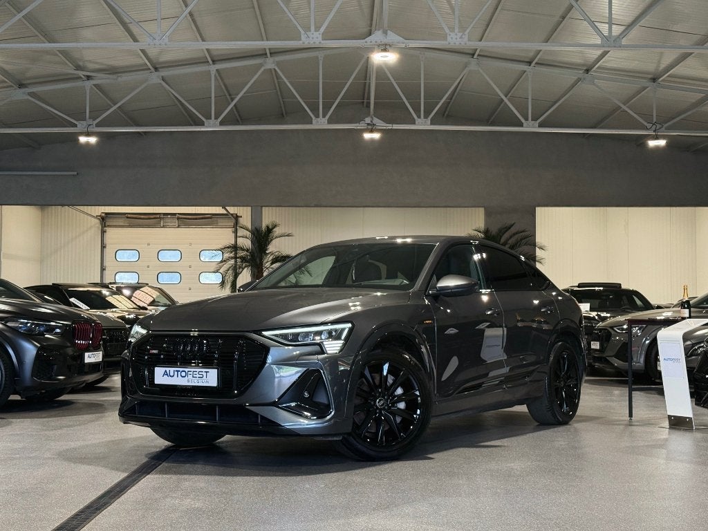 Audi E-Tron 55 Sportback Quattro S-Line gris Daytona, Autos, Achat, Euro 6, Entreprise, Entretenue par le concessionnaire