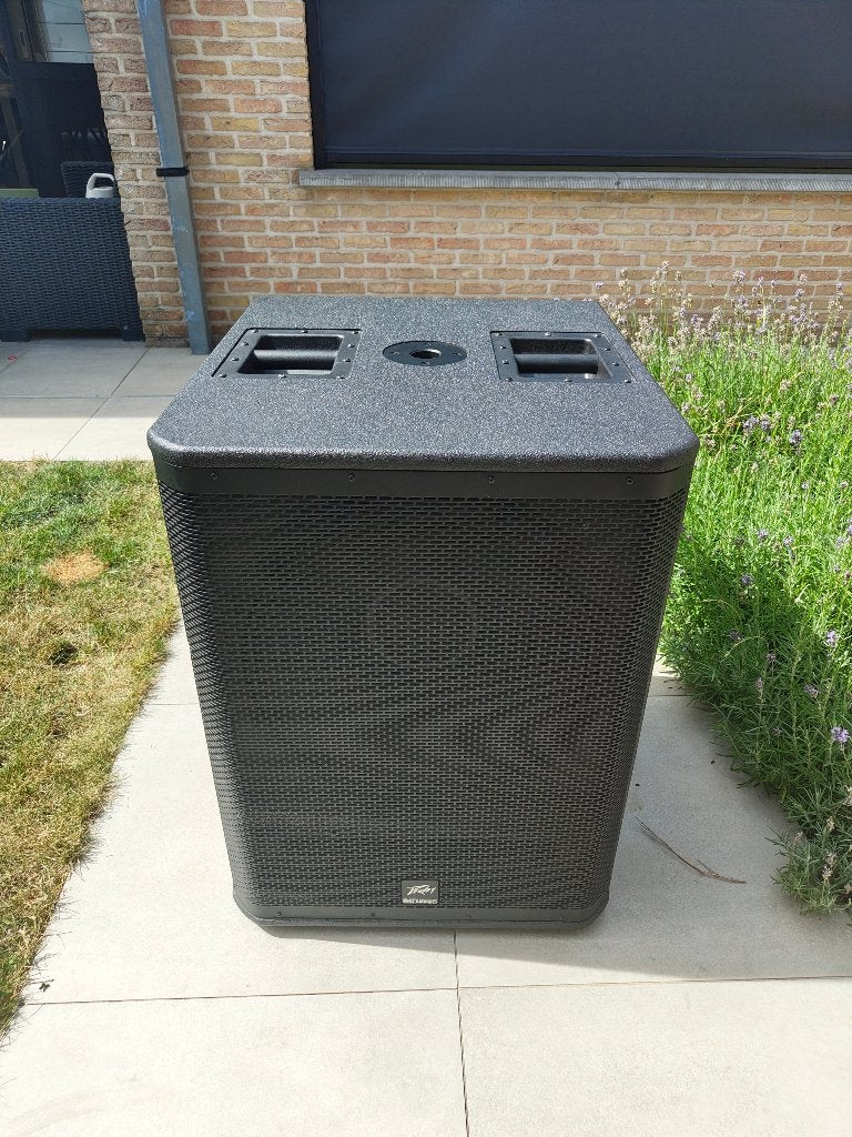 Actieve PA subwoofer 2000W max- 700€, Subwoofer, Zo goed als nieuw, Ophalen, 150 watt of meer