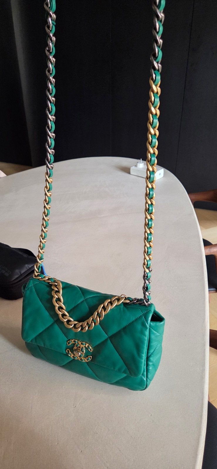 Chanel bag, Handtassen en Accessoires, Tassen | Damestassen, Ophalen of Verzenden, Zo goed als nieuw, Groen, Handtas