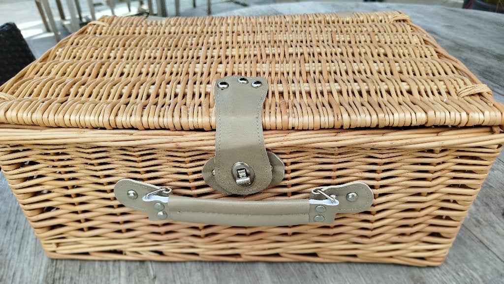 Picknickmand 4 personen, Hobby & Loisirs créatifs, Enlèvement, Comme neuf