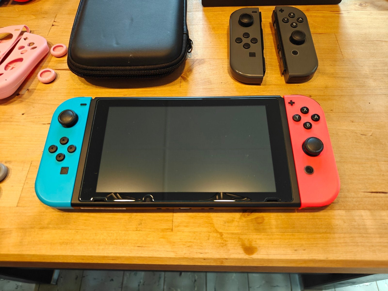 Nintendo Switch, Enlèvement, Comme neuf, Avec 2 manettes, Avec jeux