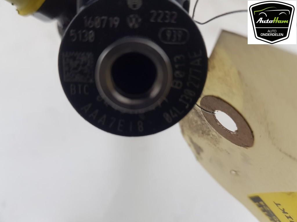 INJECTEUR FAP Golf VII (AUA) (|0445110471|04L130277AE|), Robert Bosch AG, Volkswagen, Utilisé, Robert-Bosch-Allee 1
74232  Abstatt, DE