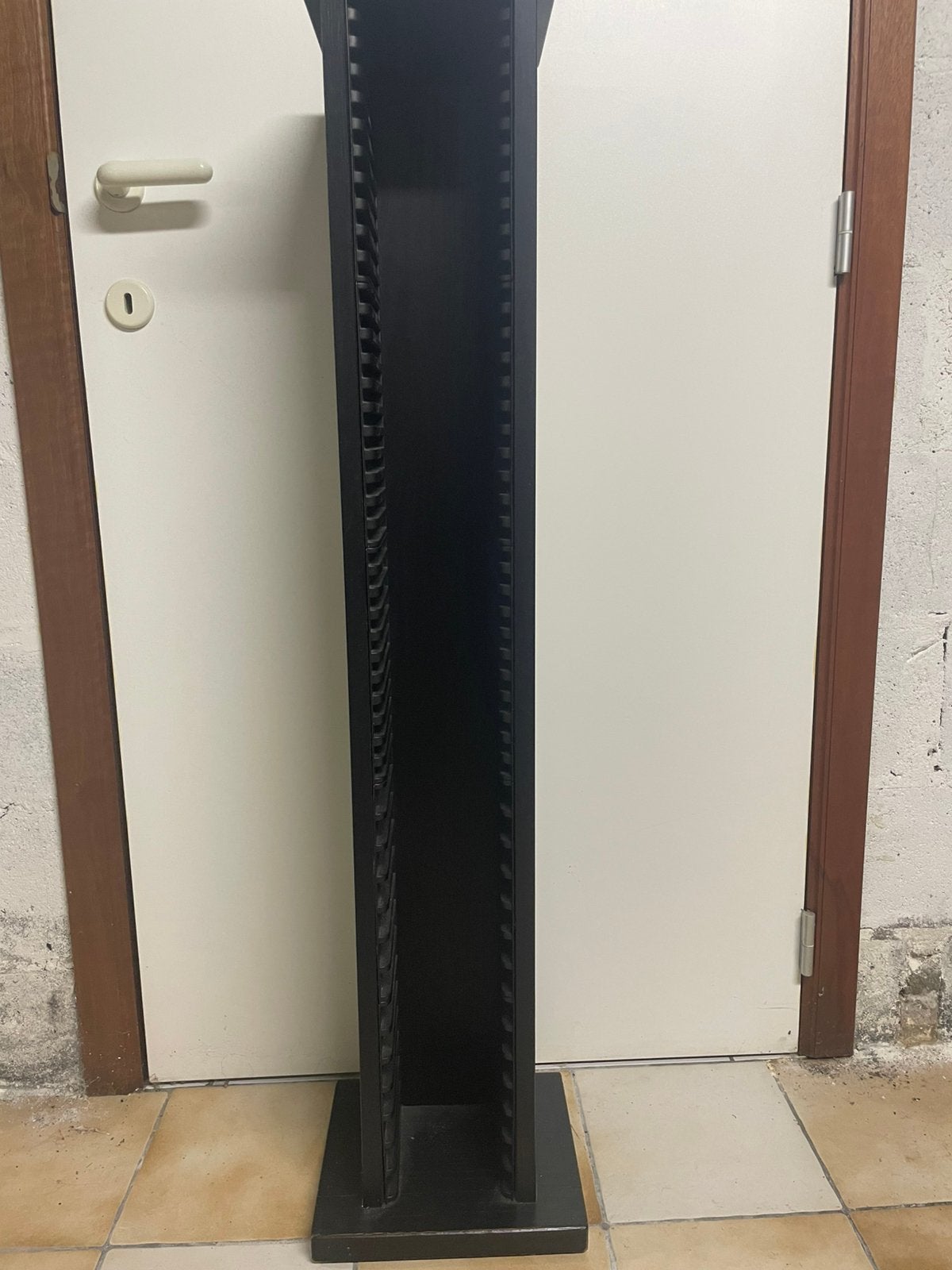 CD rek 118 cm hoog, Enlèvement, Comme neuf