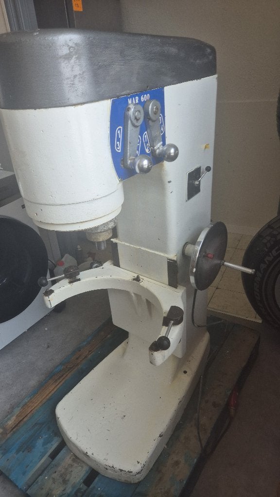 Professionele deegmenger Mar 600 - met 2 kommen, Elektronische apparatuur, Ophalen, Gebruikt, Zonder timer, 1600 gram deeg of meer