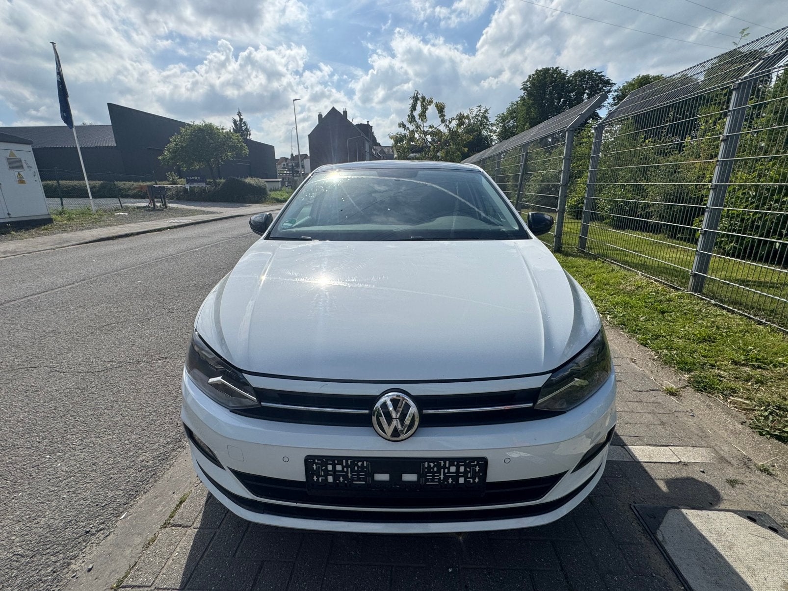 VW Polo - Essence – Prête à immatriculer, Achat, Euro 6, Entretenue par le concessionnaire, Noir