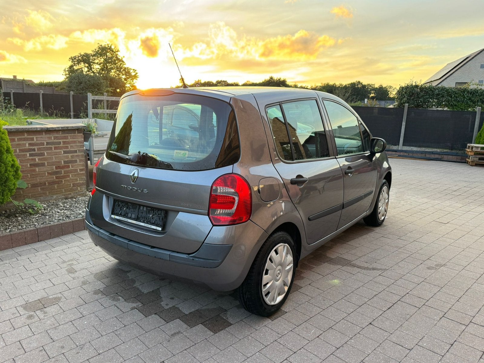 Renault modus benzine met onderhoudsboek + keuringVVk, Euro 5, Stof, Zwart, 5 zetels