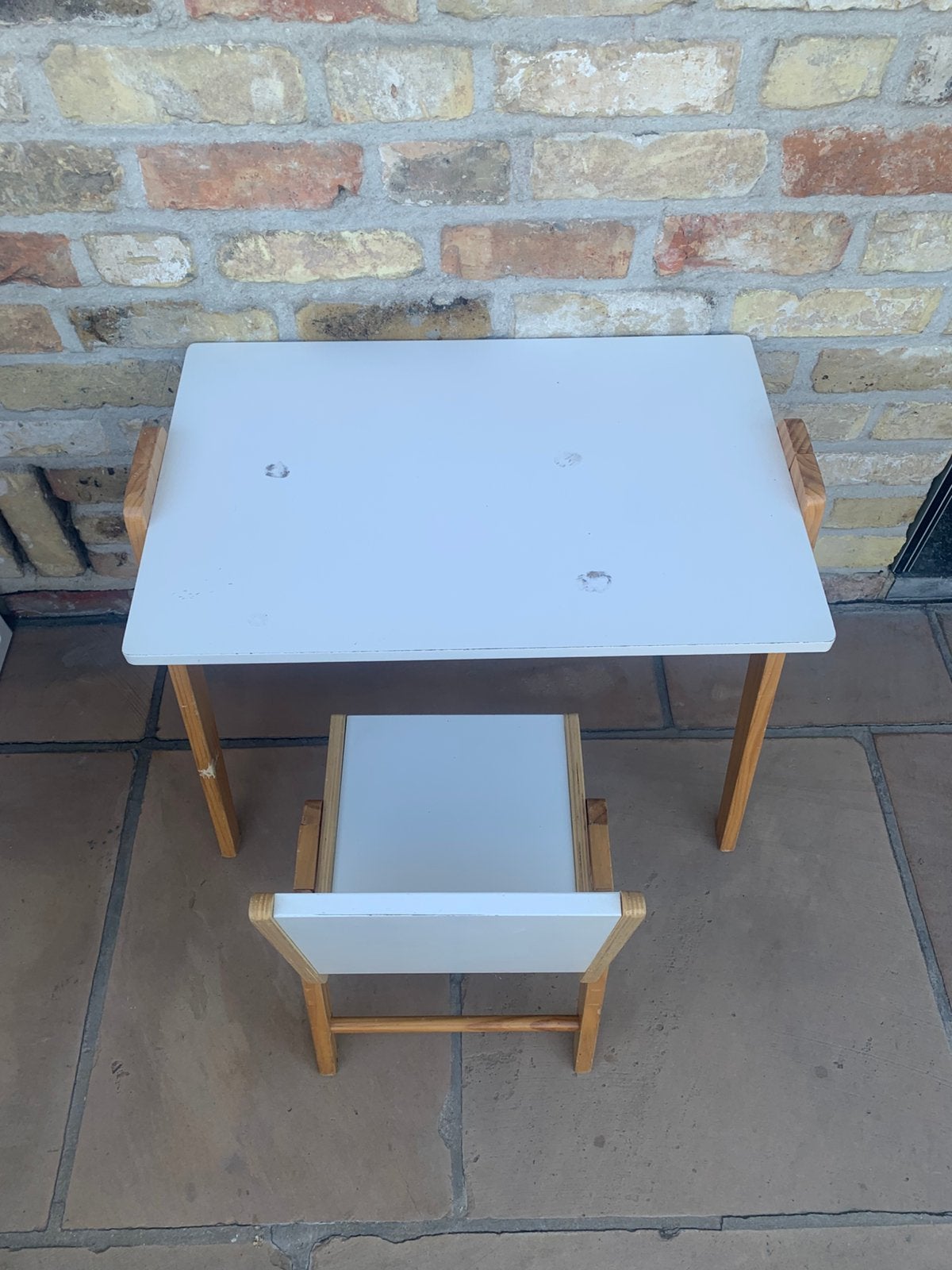 Houten tafeltje en stoeltje /merk petite Amèlie, Ophalen, Gebruikt