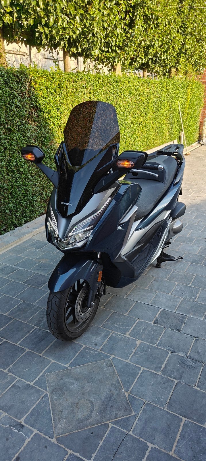 Honda Forza 300, Fietsen en Brommers, Ophalen, Overige modellen, 300 cc, Zo goed als nieuw
