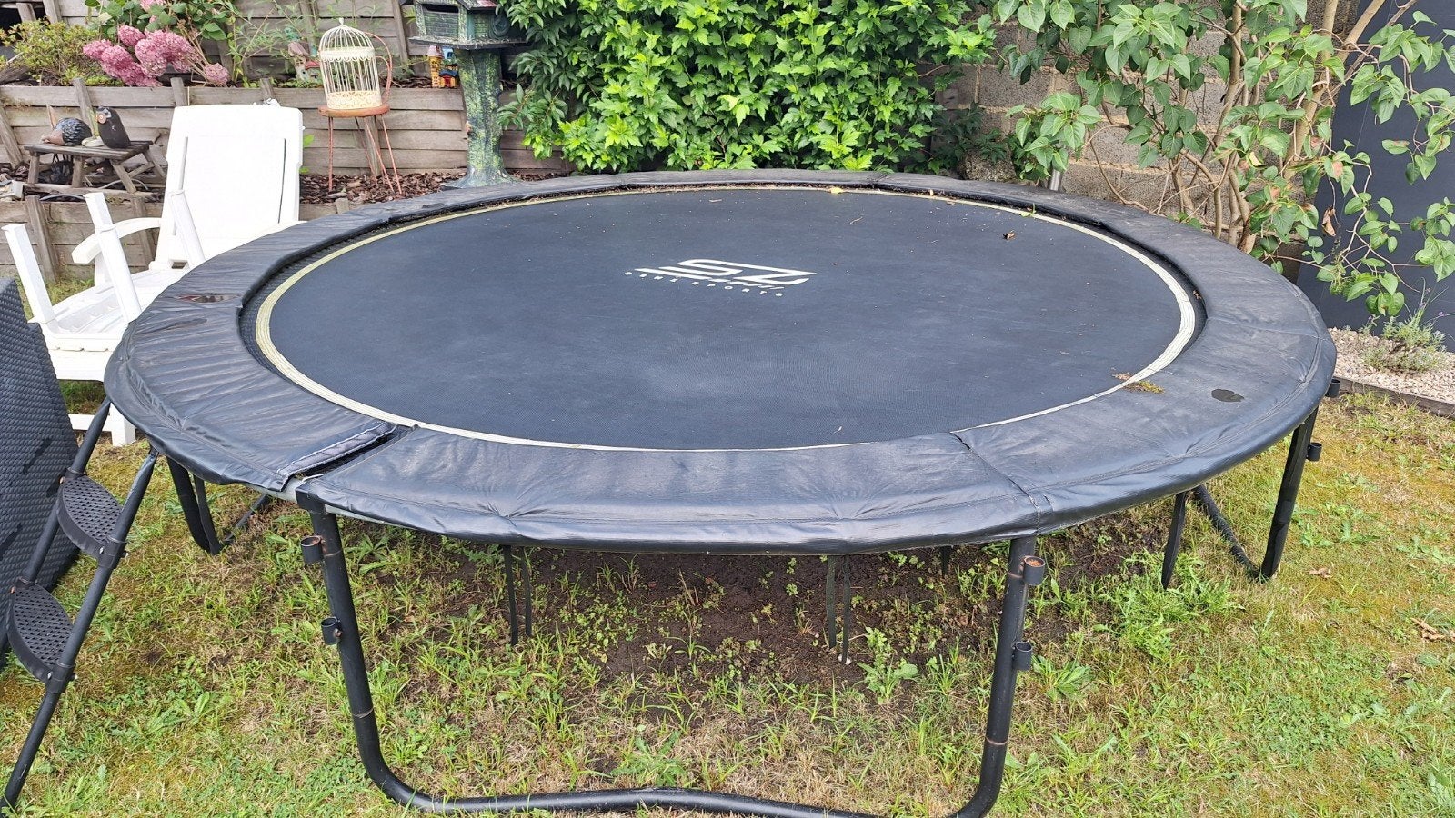 Trampoline, Enlèvement