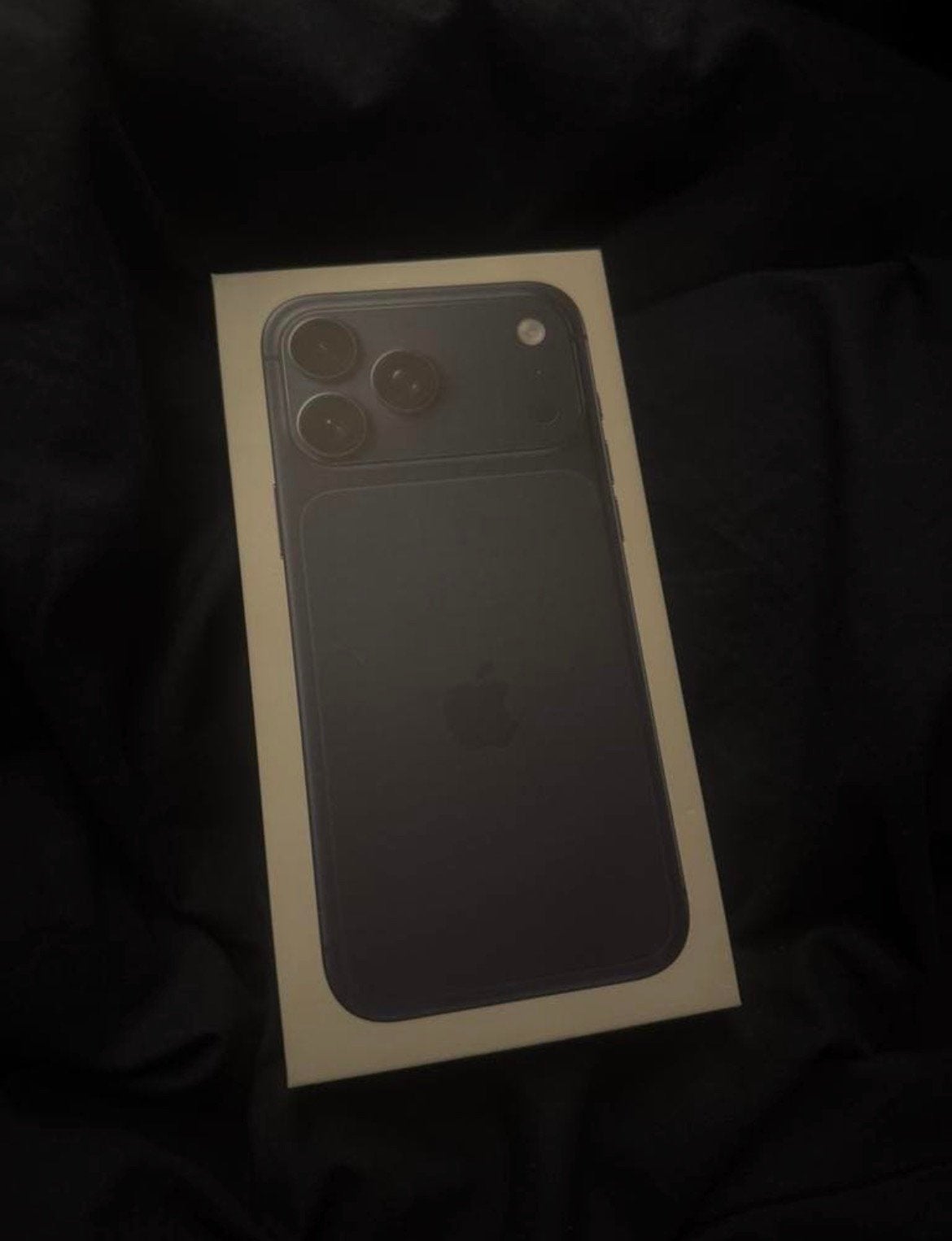 Iphone 17 Pro Max, Télécoms, Téléphonie mobile | Housses, Coques & Façades | Apple iPhone, Enlèvement, Comme neuf, IPhone 17, Bleu
