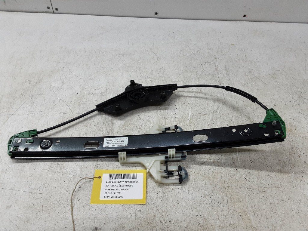 MECANISME VITRE ARRIÈRE DROIT Audi A3 Sportback (8YA), Autos : Pièces & Accessoires, Auto-Union-Straße  1,
85057  Ingolstadt, DE