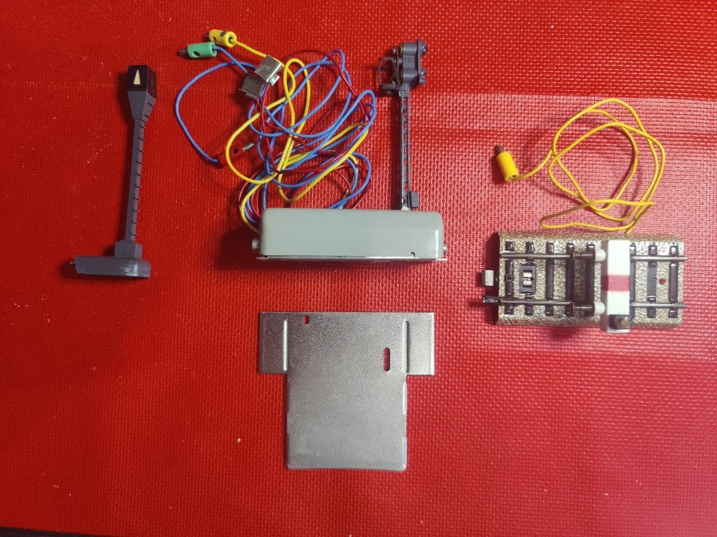 Signal, mât lumineux et heurtoir Märklin H0, Enlèvement, Comme neuf, Autres types, Märklin
