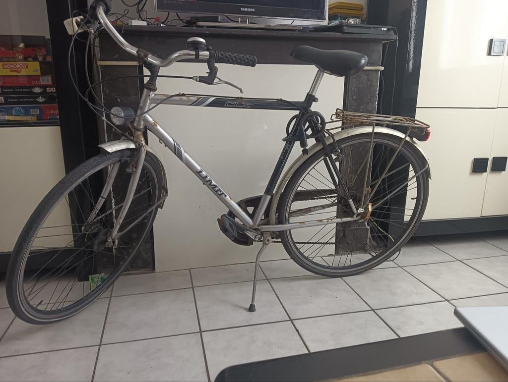 Fiets veel gebruikt oud, Fietsen en Brommers, Gebruikt, Velgrem, Versnellingen, Ophalen