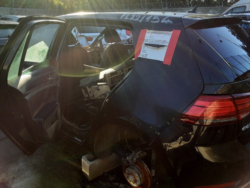 SPATBORD LINKS ACHTER Volkswagen Golf VII (AUA), Gebruikt, Achter, Volkswagen, Spatbord
