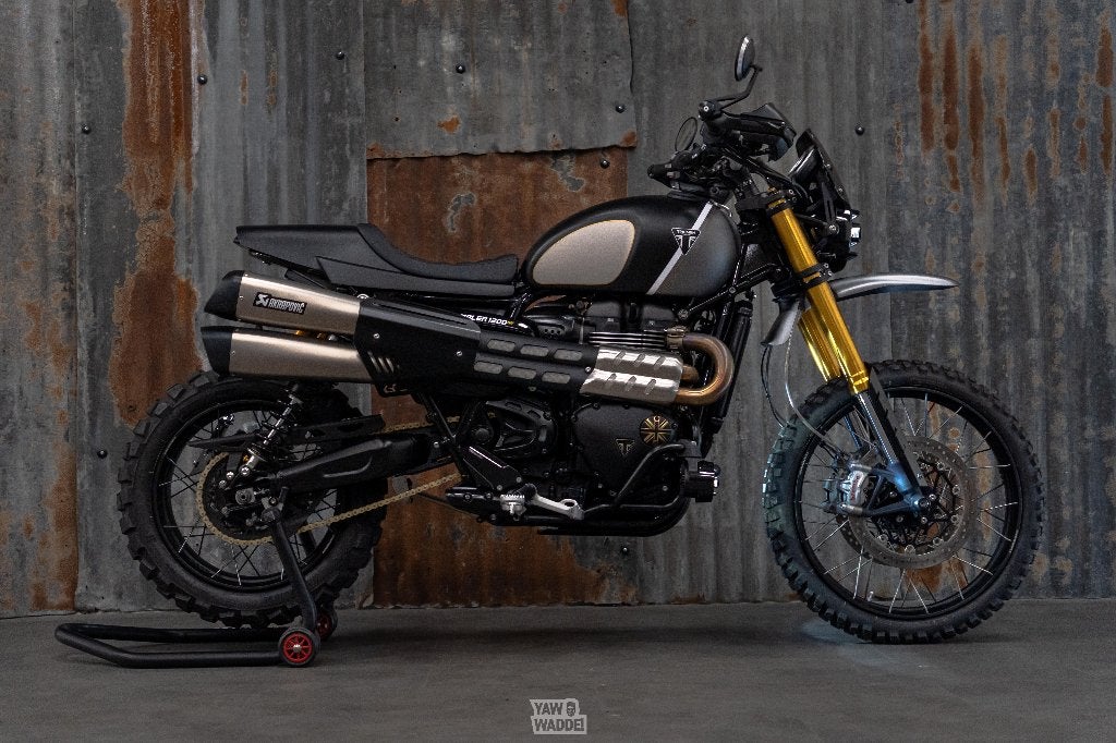 Custom Triumph Scrambler 1200 XE Gold Line, Motoren, 2 cilinders, Occasion, Motorrijbewijs A, Bedrijf