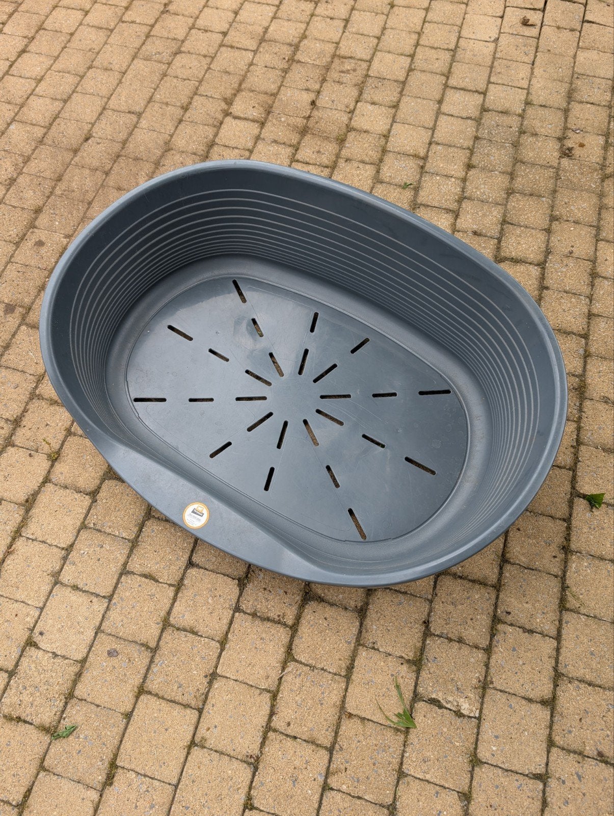een hondenmand.     ideal voor grotte hondjes, Dieren en Toebehoren, Ophalen
