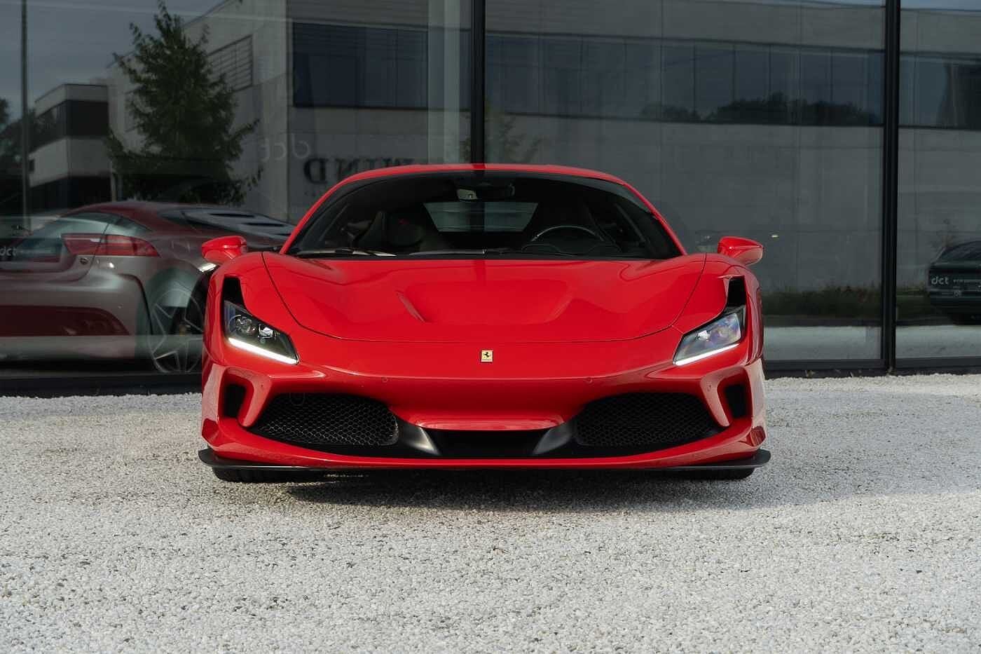 Ferrari F8 TRIBUTO 3.9 V8 Begian Car Racing Seats Carbon, Auto's, Ferrari, Automaat, Gebruikt, 292 g/km, https://public.car-pass.be/vhr/9840cf71-e184-4f67-ada9-e462f3d1f26f