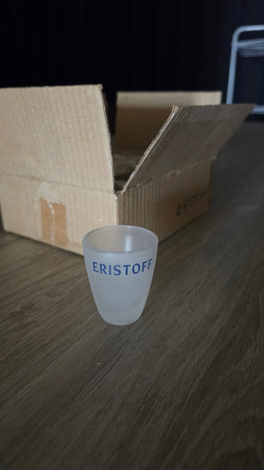 12 kleine Eristoff-glazen, Verzamelen, Nieuw, Borrel- of Shotglas