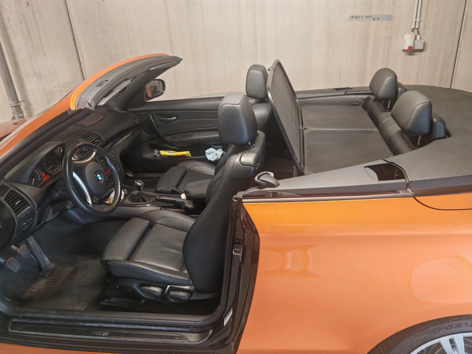 BMW 118i Cabriolet, Autos, Cuir, Achat, Cabriolet, Boîte manuelle