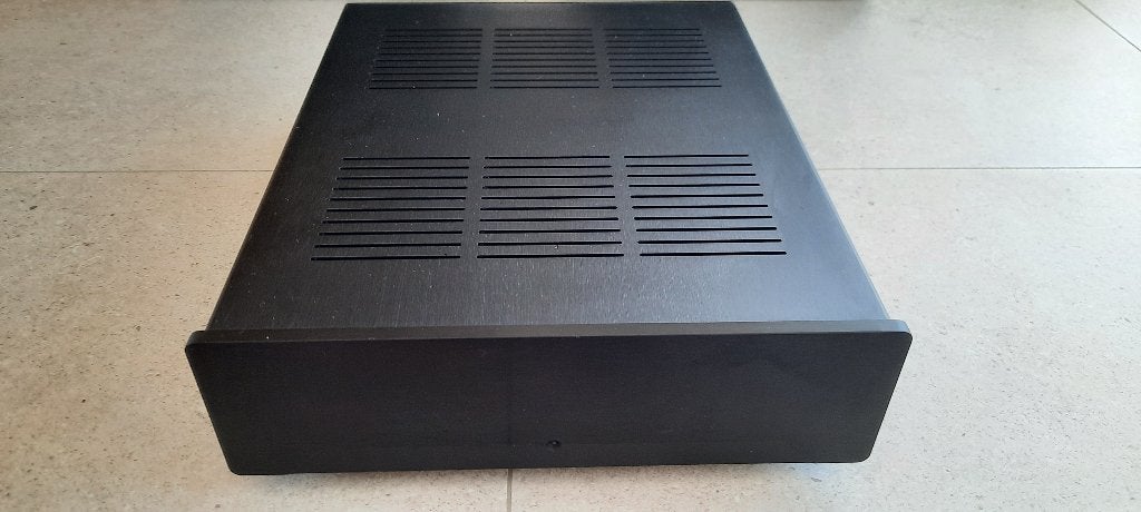 Ampli IcePower 1200AS1 + Ghentaudio Case, Utilisé, Bowers & Wilkins (B&W), 150 watts ou plus, Subwoofer