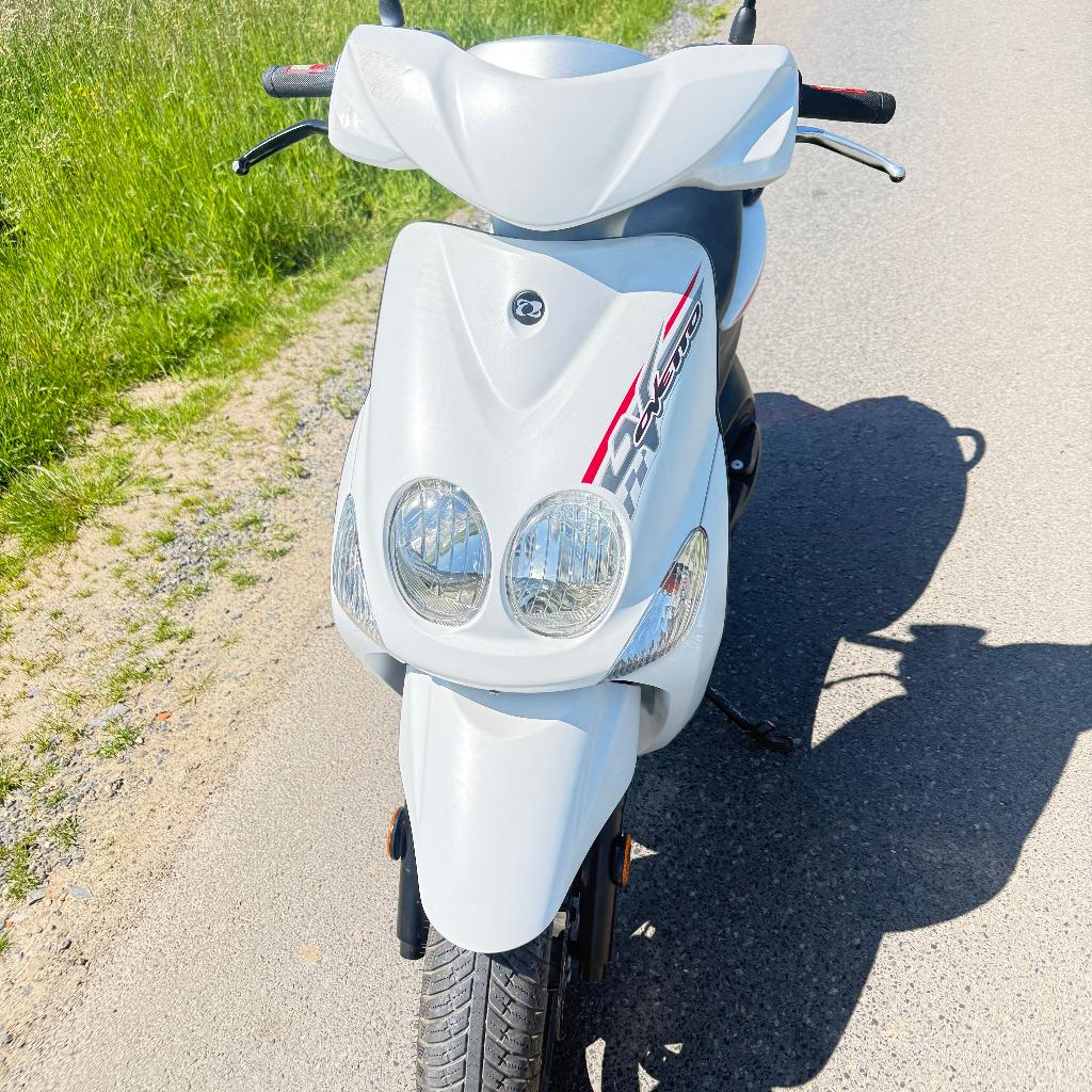 Une classe MBK = Yamaha : parfaite, conduite incroyable, Vélos & Vélomoteurs, Enlèvement, Utilisé, Essence, Yamaha