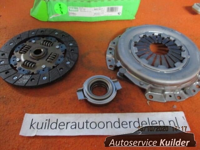 Koppelingset Nissan Sunny 1.7D  N13 B12 1986-1991 VALEO, Autos : Pièces & Accessoires, Neuf, -, -, Nissan