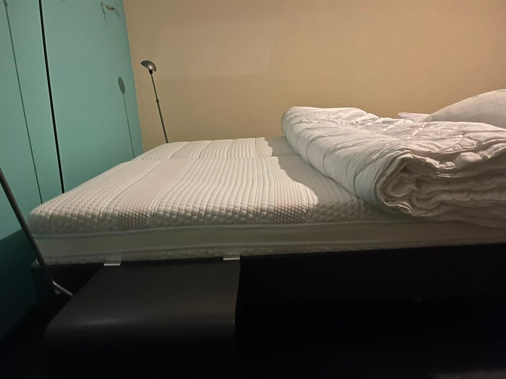 Auping tweepersoonsbed 180x200 incl. bodems en matrassen, Enlèvement