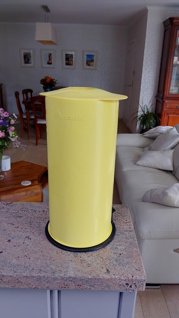 Plastic flessen pletter, Ophalen