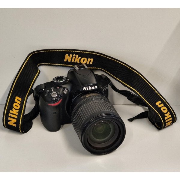 Nikon D3200, Pare-soleil, Enlèvement, Utilisé, Nikon