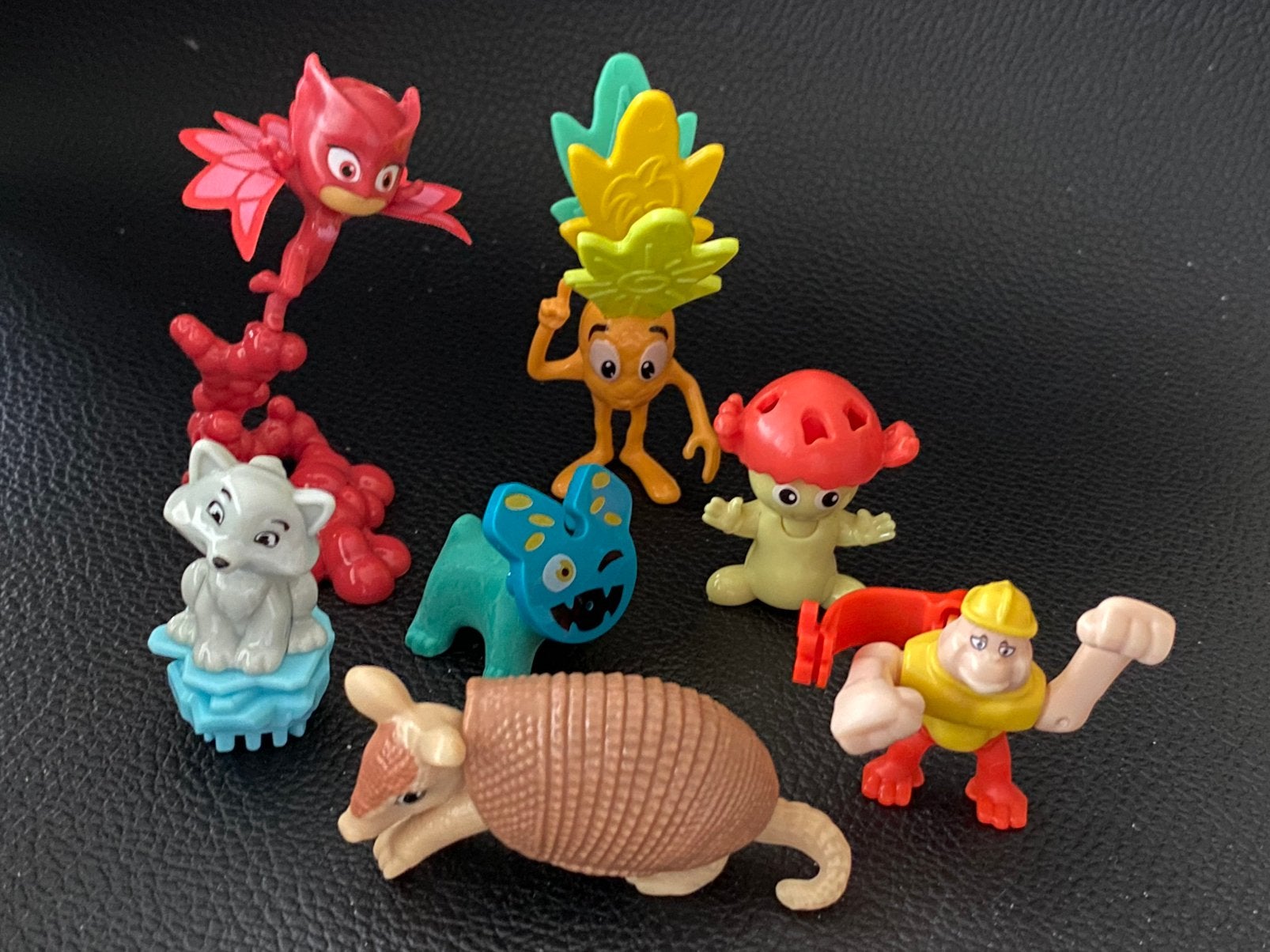 Kinder Surprise 7x, Verzamelen, Verzenden, Zo goed als nieuw