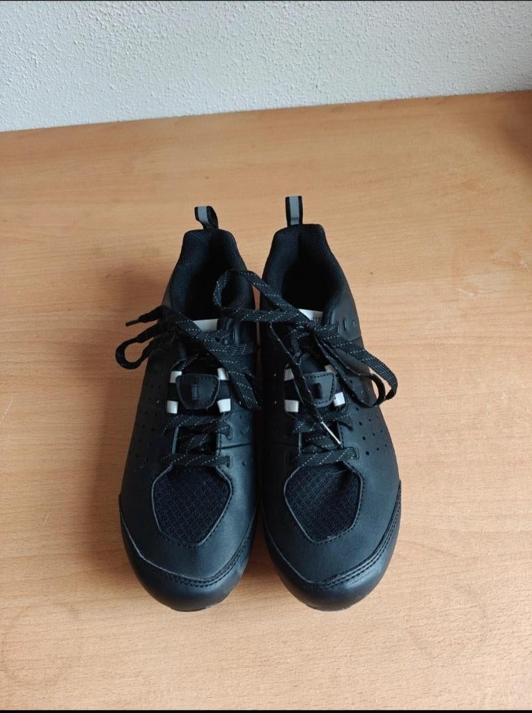 Raceschoenen, Fietsen en Brommers, Schoenen, Overige maten, Zo goed als nieuw, Decathlon