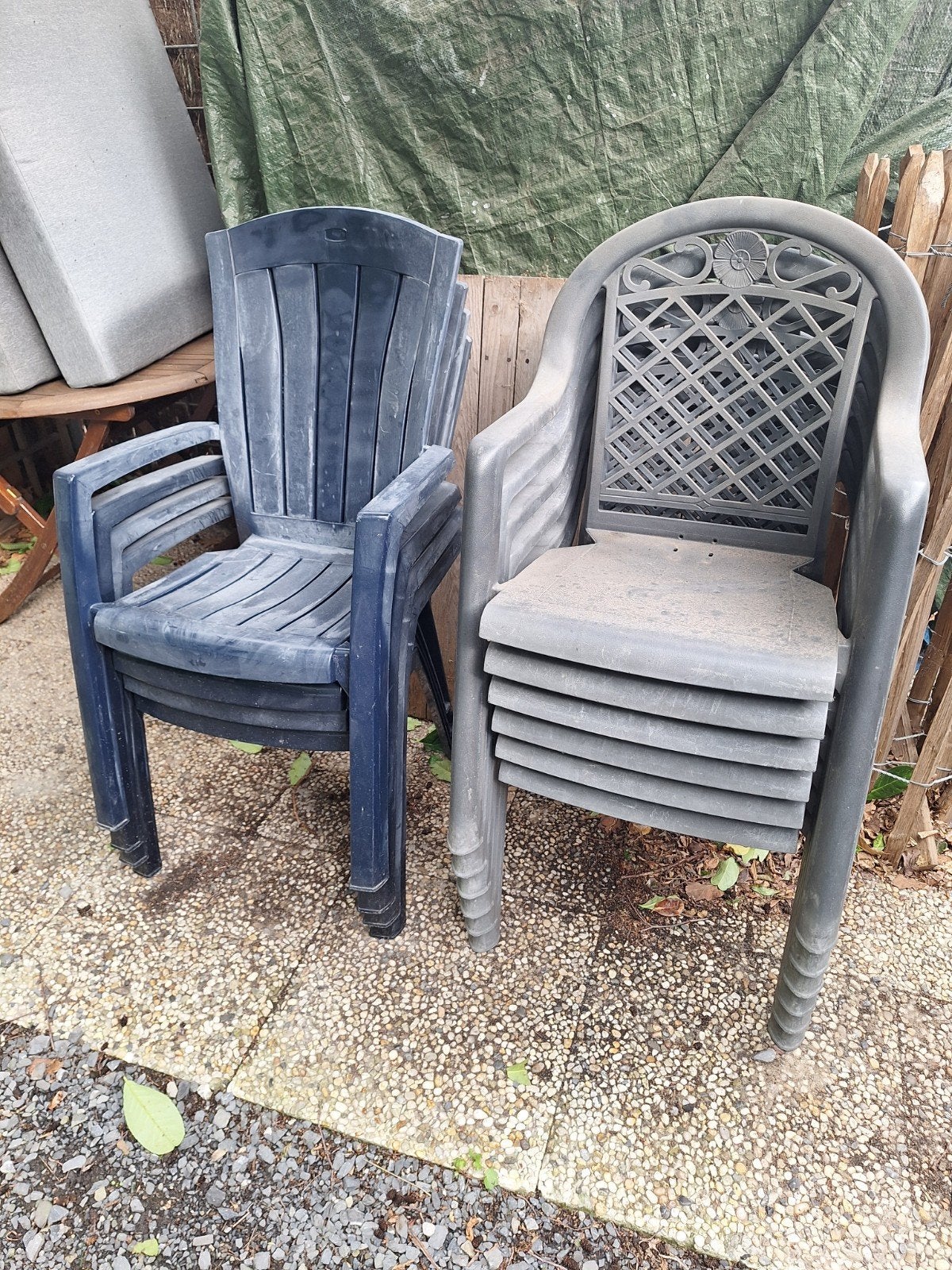 Gratis tuinstoelen, Ophalen