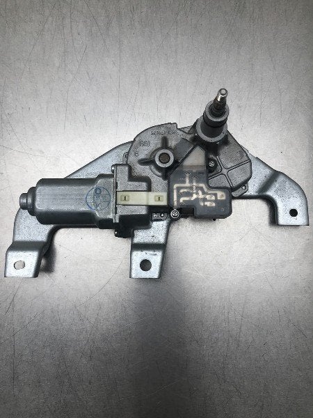 MOTEUR ESSUIE-GLACE ARRIÈRE Swift (ZA / ZC / ZD1 / 2/3/9), Utilisé, Suzuki