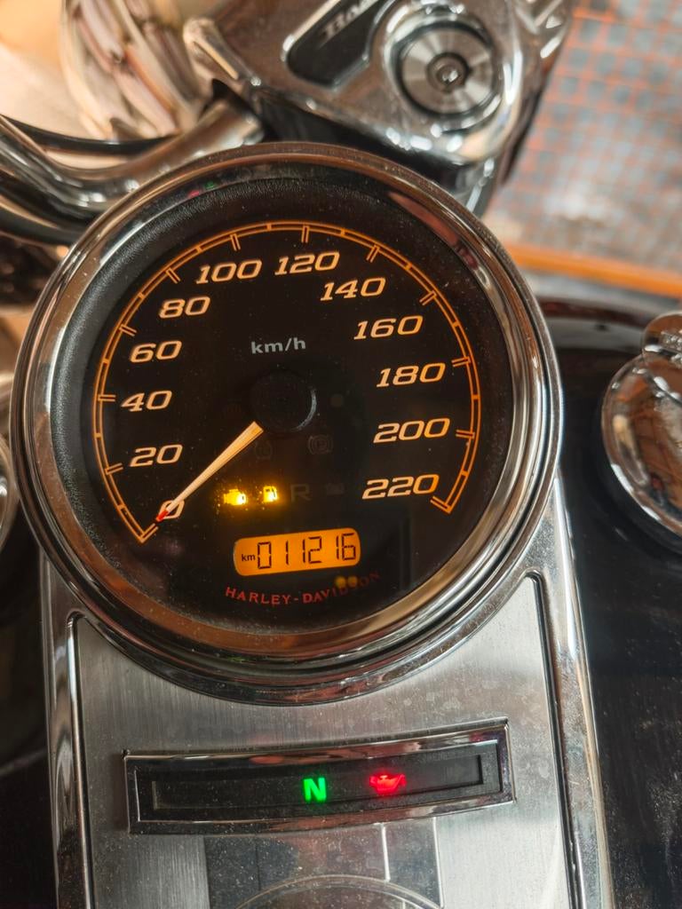 Harley Davidson road king classic, Achat, Particulier, Essence, Noir