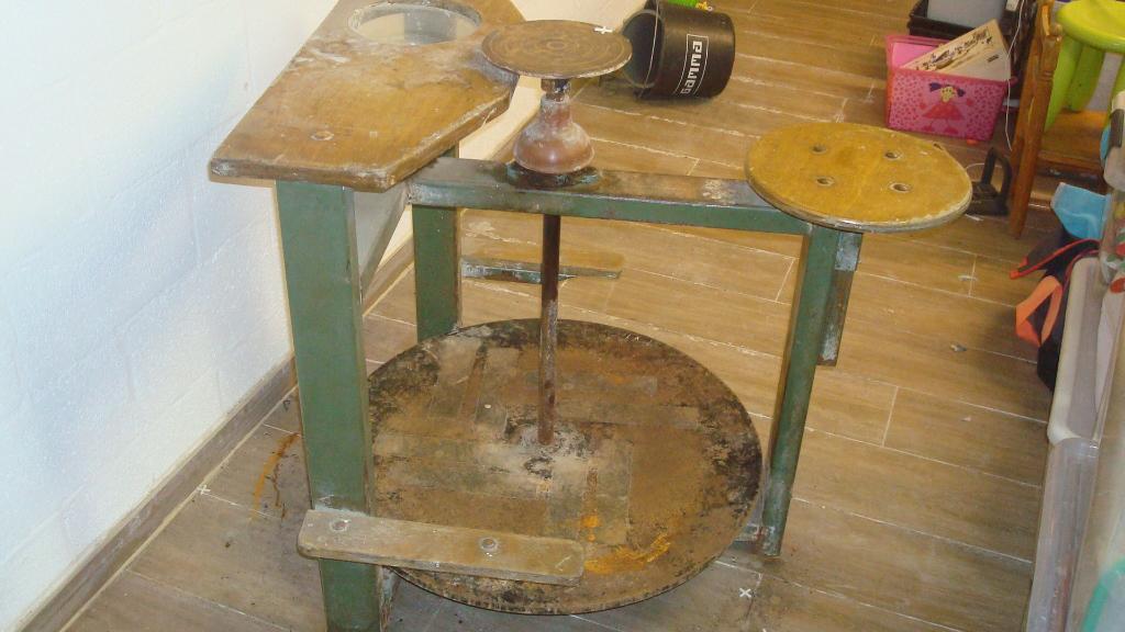Pottenbakker draaischijf, Enlèvement, Utilisé