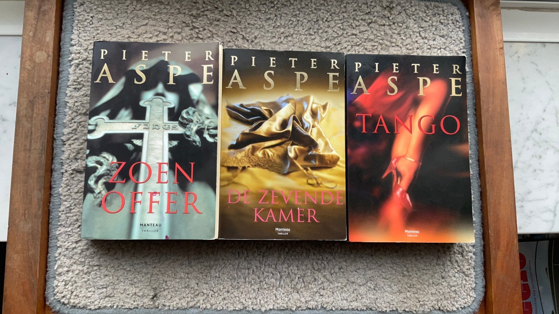 De zevende kamer + Tango + zoenoffer - Pieter ASPE, Ophalen of Verzenden