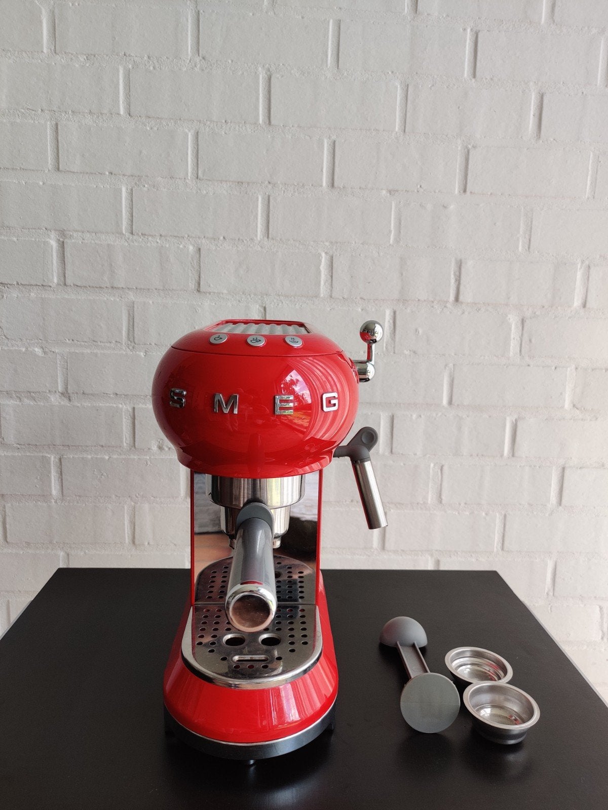 SMEG espressomachine, Ophalen of Verzenden, Zo goed als nieuw, Espresso apparaat