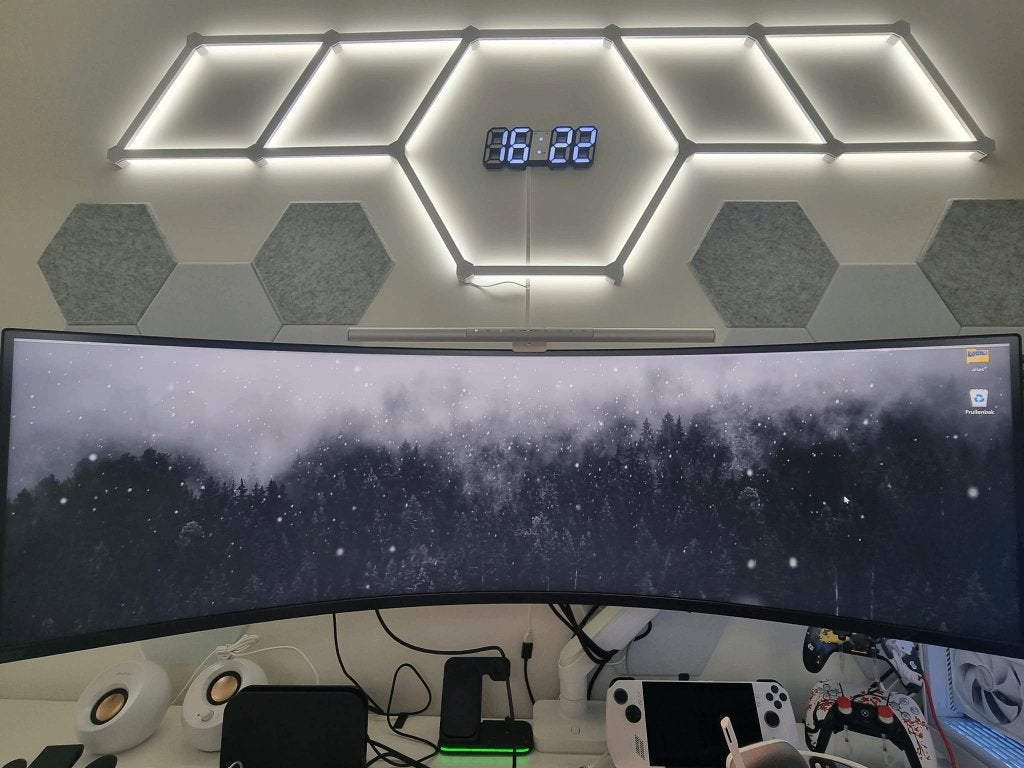 Samsung Odyssey G9 Neo 24OHz Mini LED, Gaming, Moins de 1 ms, Full HD, Comme neuf